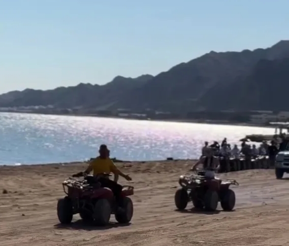 golubaya-dyra-v-sharm-el-shejhe-09